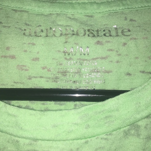 🌺Worn Once Aeropostale T-Shirt🌺 - Picture 3 of 4